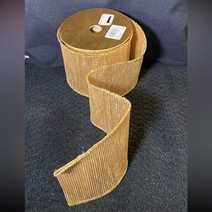 NWT Old Stock Farrisilk Christmas Matte Gold Lame Jute Wired Ribbon 10 yards